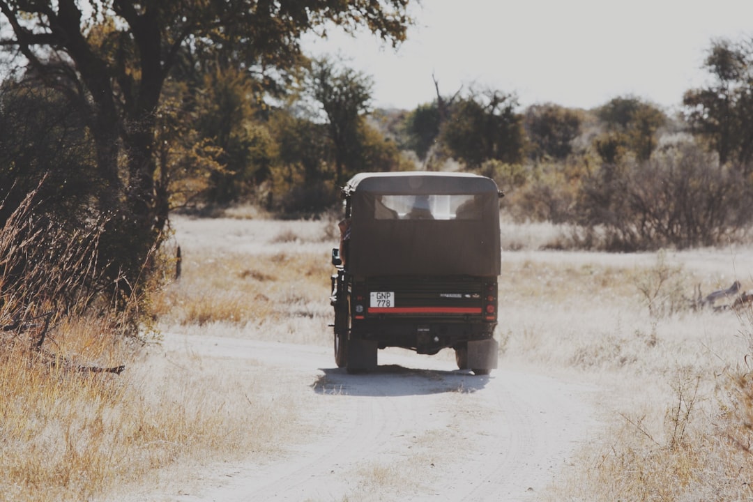 truck-640x480-979910.jpeg