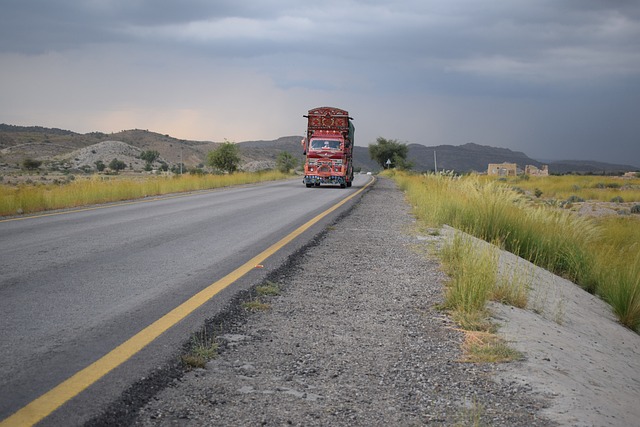 4x4-truck-640x480-81421120.jpeg