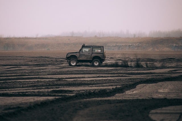 4x4-truck-640x480-2948381.jpeg